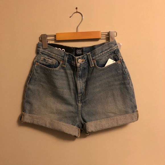 Urban Outfitters Pants - NWT UO BDG MOM SHORTS